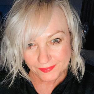 Meet your Posher, Shelly